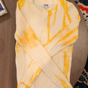 525 America White and Yellow Sweater